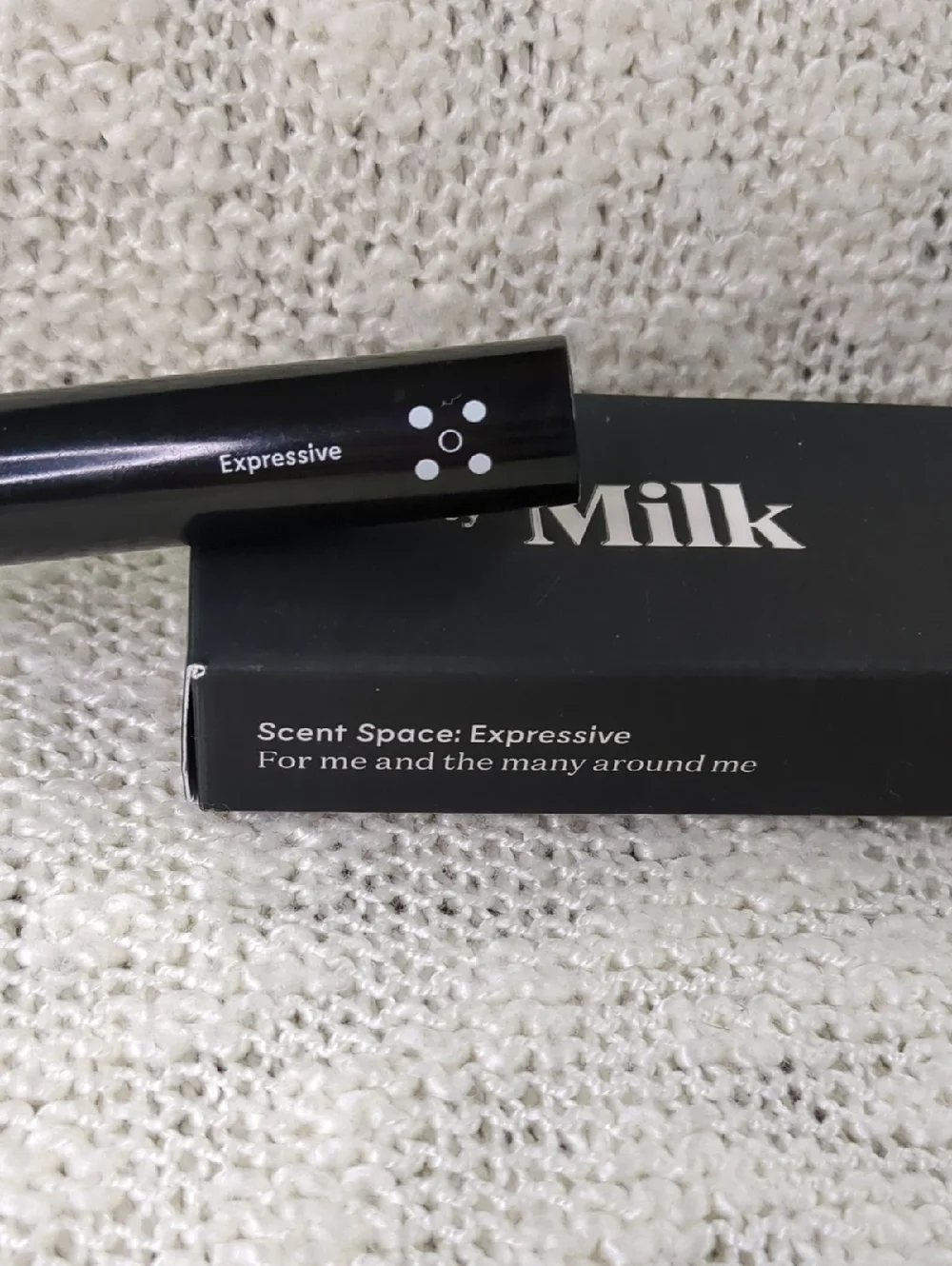 Commodity Milk in Scent Space: Expressive, 7ml/0.23fl oz